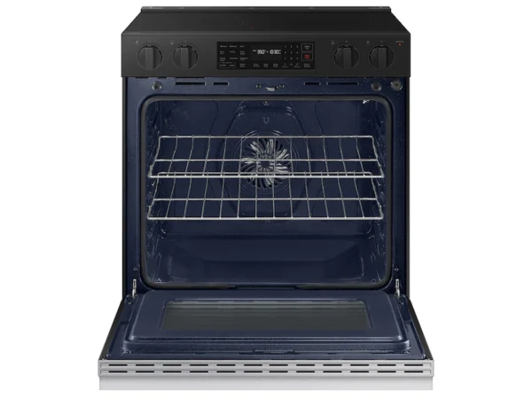Bespoke 6.3 cu. ft. Smart Slide-In Electric Range with Air Fry & Precision Knobs in Stainless Steel - Image 3